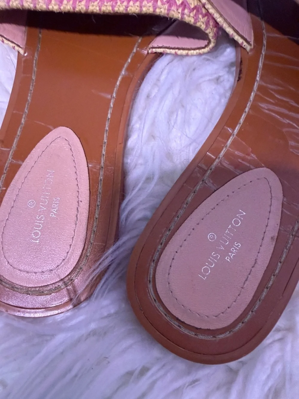 Louis Vuitton Pink / tan Raffia Monogram Slide Sandals 37 or 6.5 to 7 women’s - Picture 6 of 9